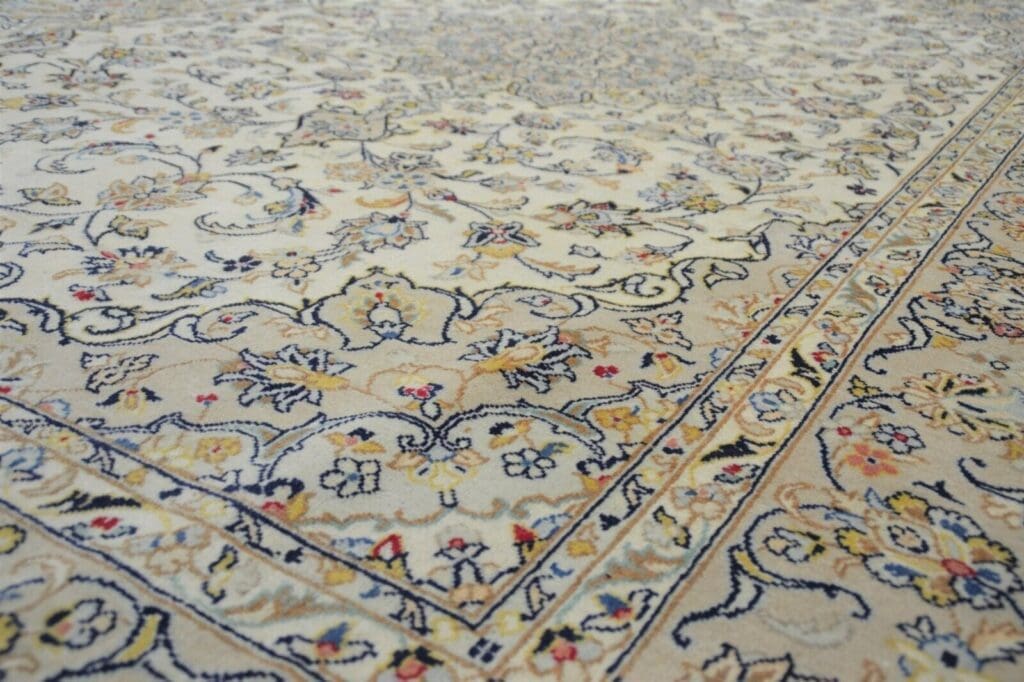 Perserteppich Isfahan 287 x 195 cm Wolle handgeknüpft