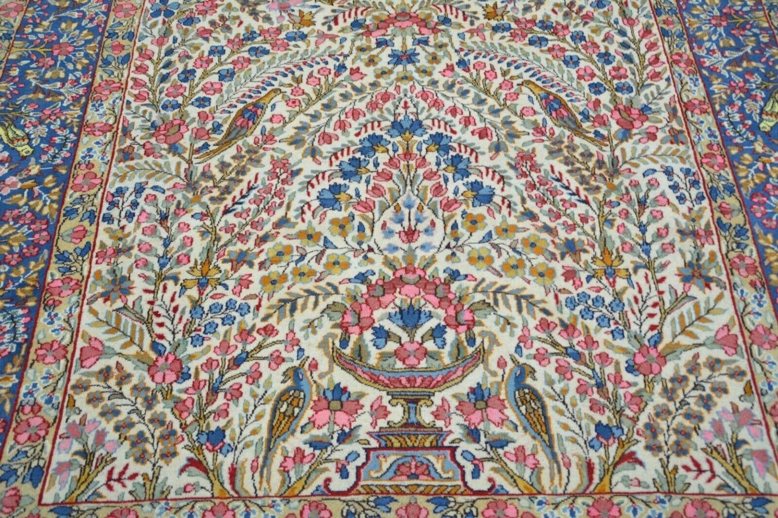 nr-ec2558-original-kerman-teppich-aus-wolle-handgeknupft-ca-297-x-197-cm-8 Perserteppich Kerman 297 x 197 cm Wolle handgeknüpft