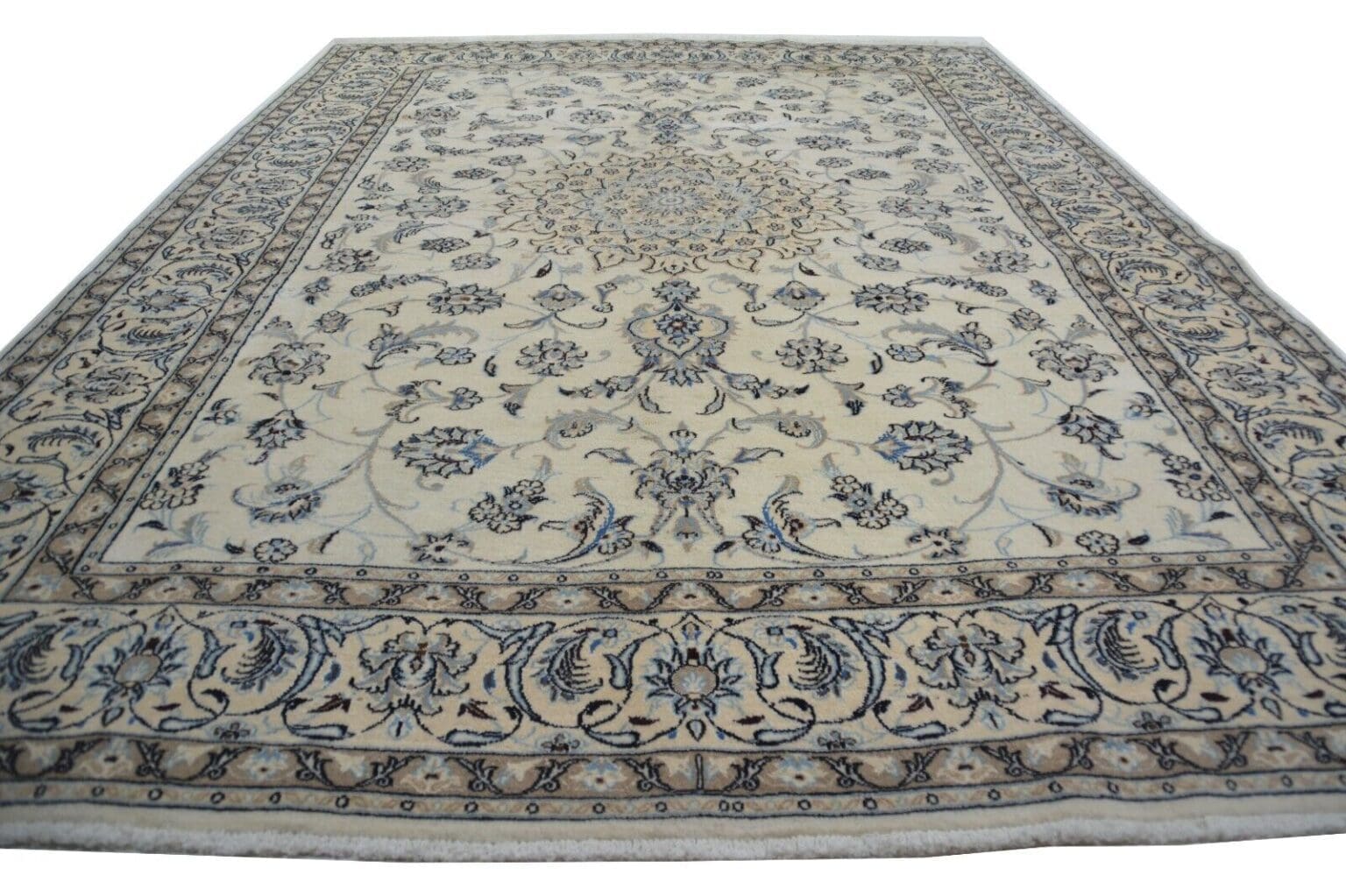 Perserteppich Nain ca 341 x 248 cm Wolle handgeknüpft