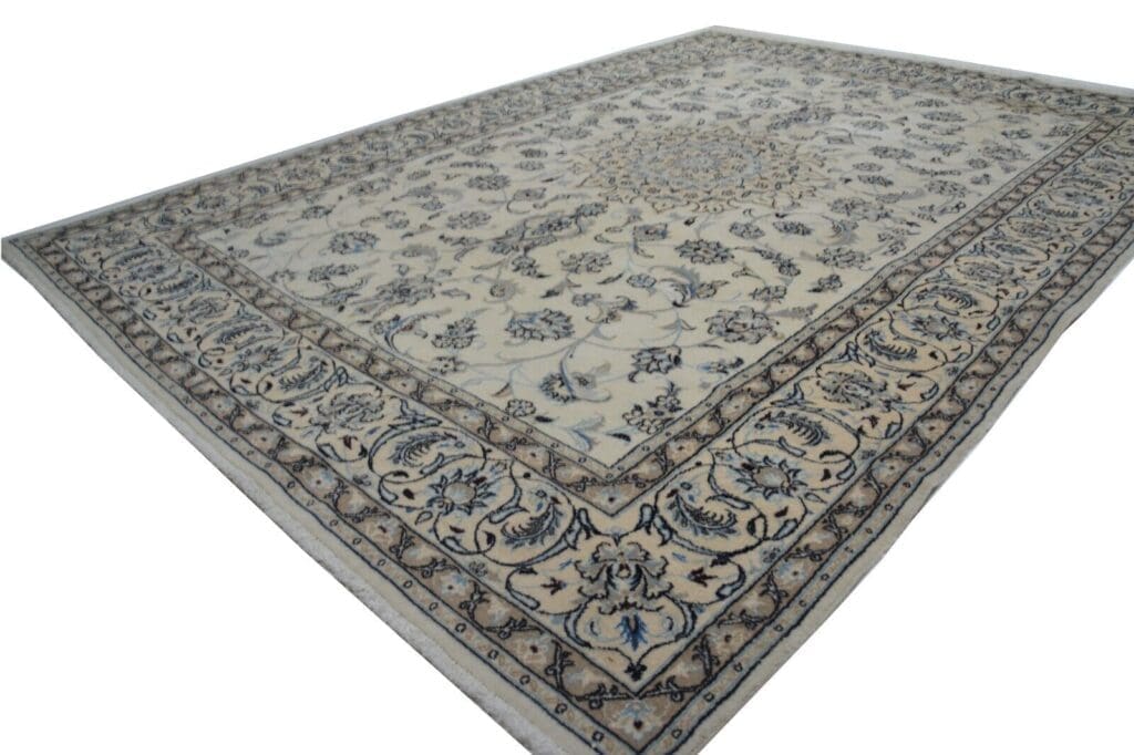 Perserteppich Nain ca 341 x 248 cm Wolle handgeknüpft