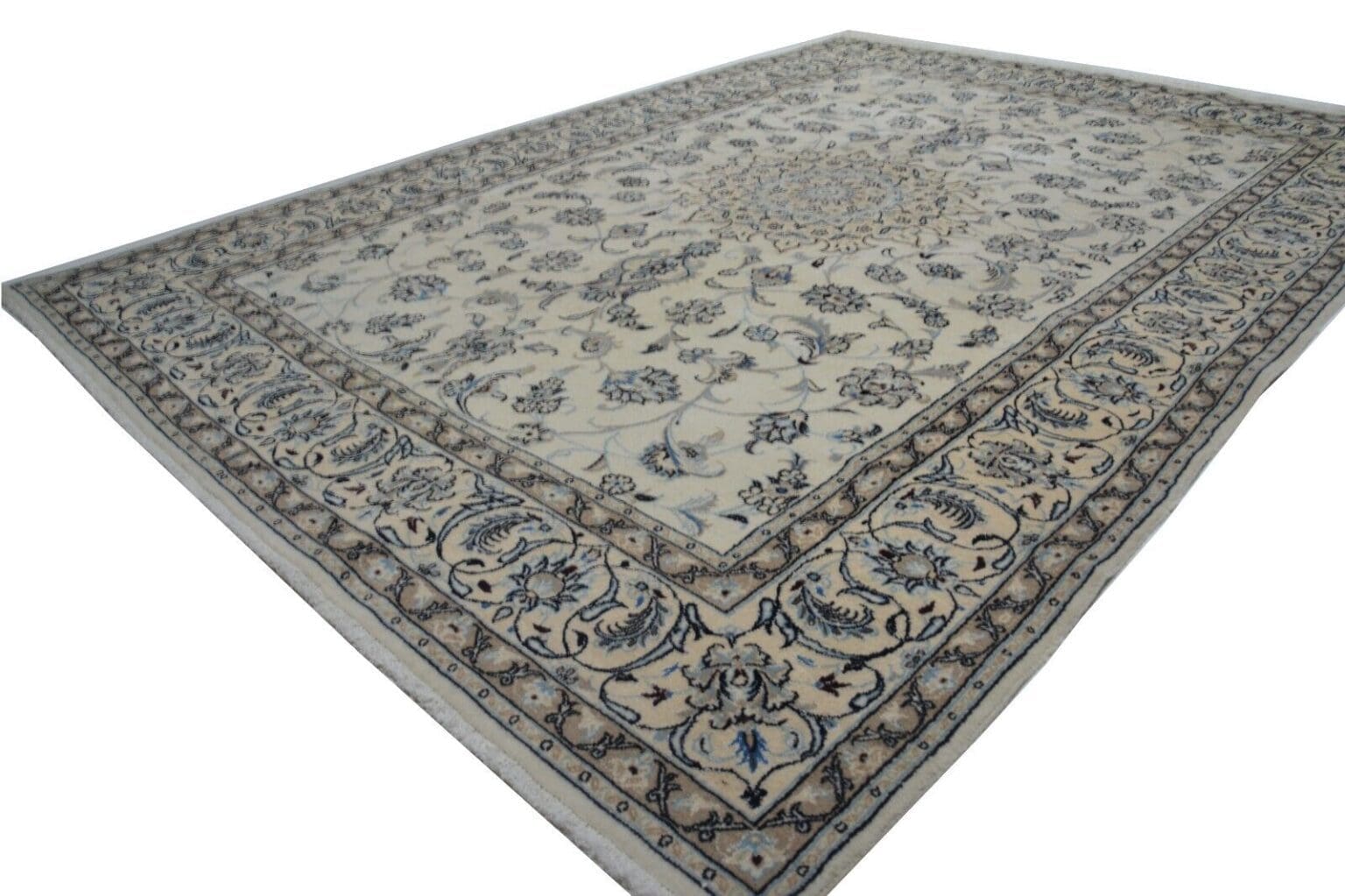 Perserteppich Nain ca 341 x 248 cm Wolle handgeknüpft