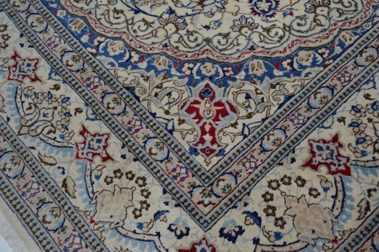 Perserteppich Nain ca. 353 x 253 cm Wolle handgeknüpft