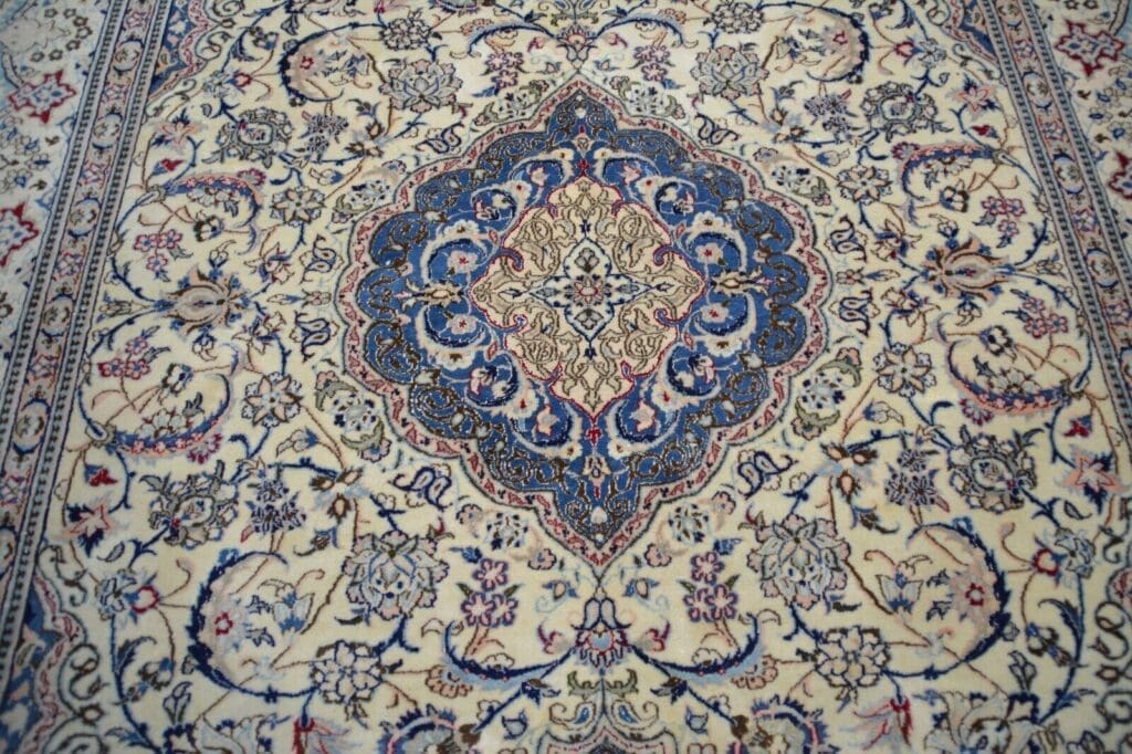 Perserteppich Nain ca. 353 x 253 cm Wolle handgeknüpft