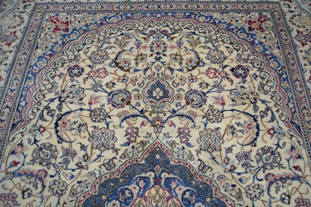Perserteppich Nain ca. 353 x 253 cm Wolle handgeknüpft