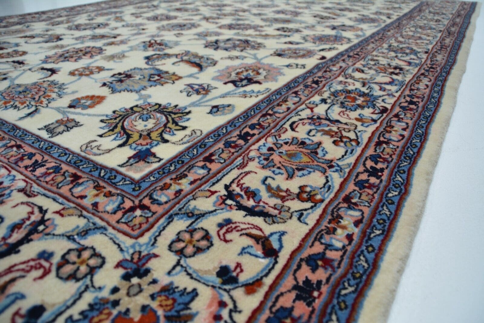 Handgeknüpfter Kashan Perserteppich, 296 × 193 cm, Wolle & Seide
