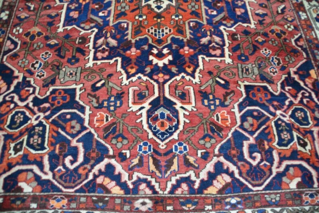Perserteppich Heriz ca 374 x 300 cm Wolle handgeknüpft