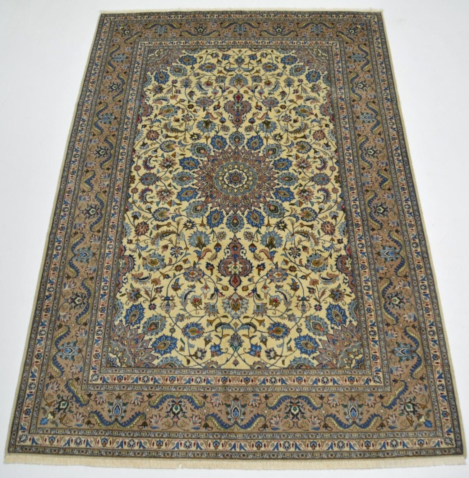 Perserteppich Isfahan ca. 291 x 195 cm Wolle handgeknüpft