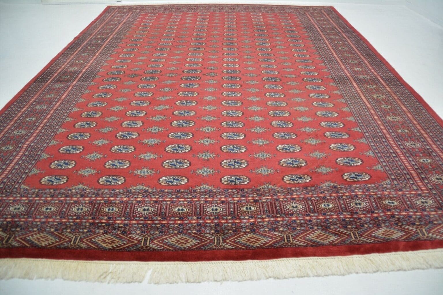 Orientteppich Pakistan ca. 330 x 252 cm Wolle handgeknüpft