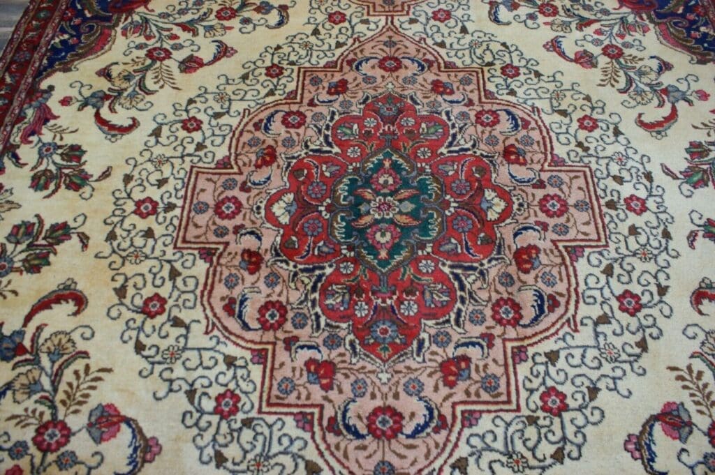 Perserteppich Tabriz ca 315 x 230 cm Wolle handgeknüpft