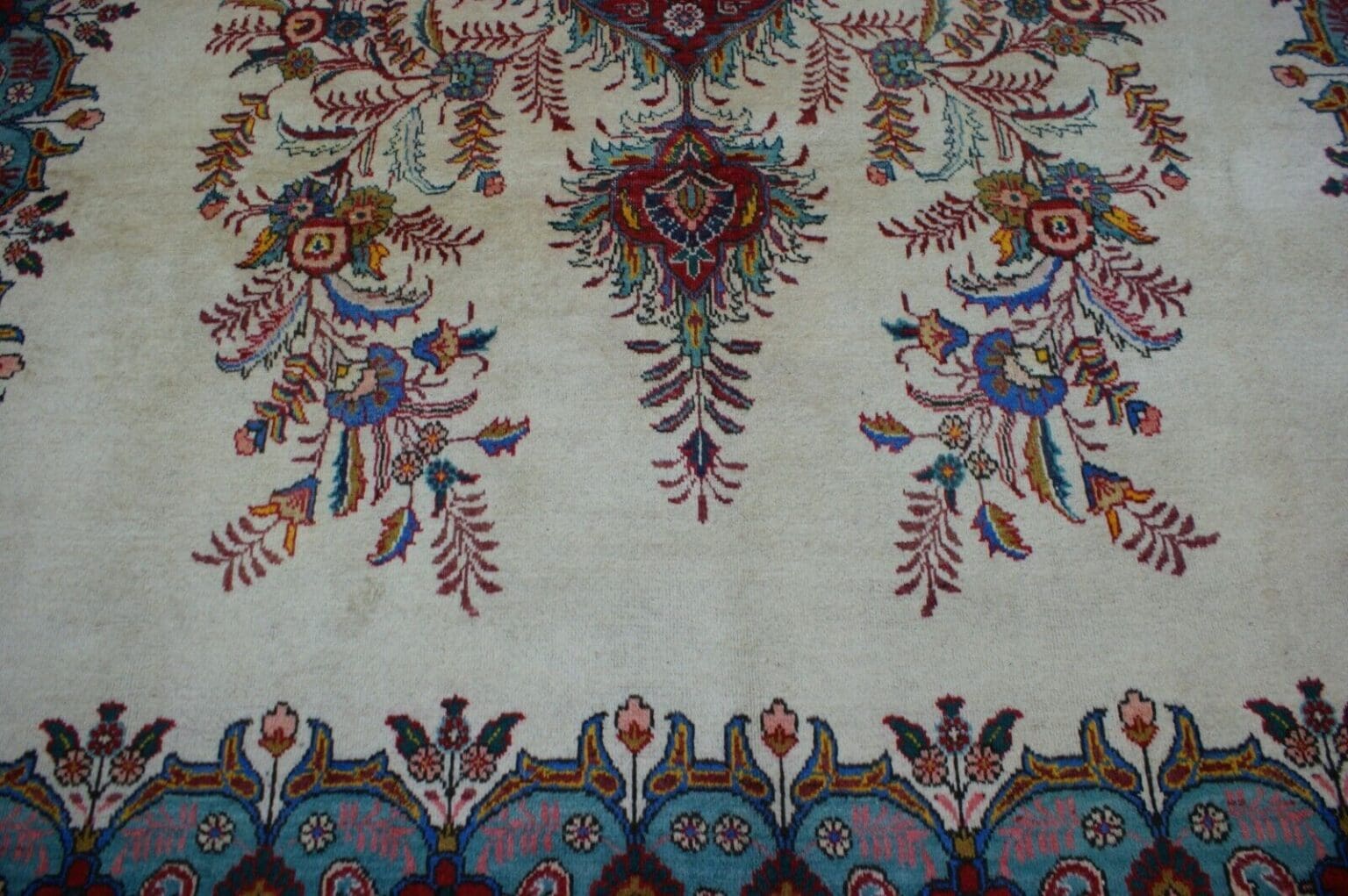 Perserteppich Tabriz ca. 350 x 245 cm Wolle handgeknüpft