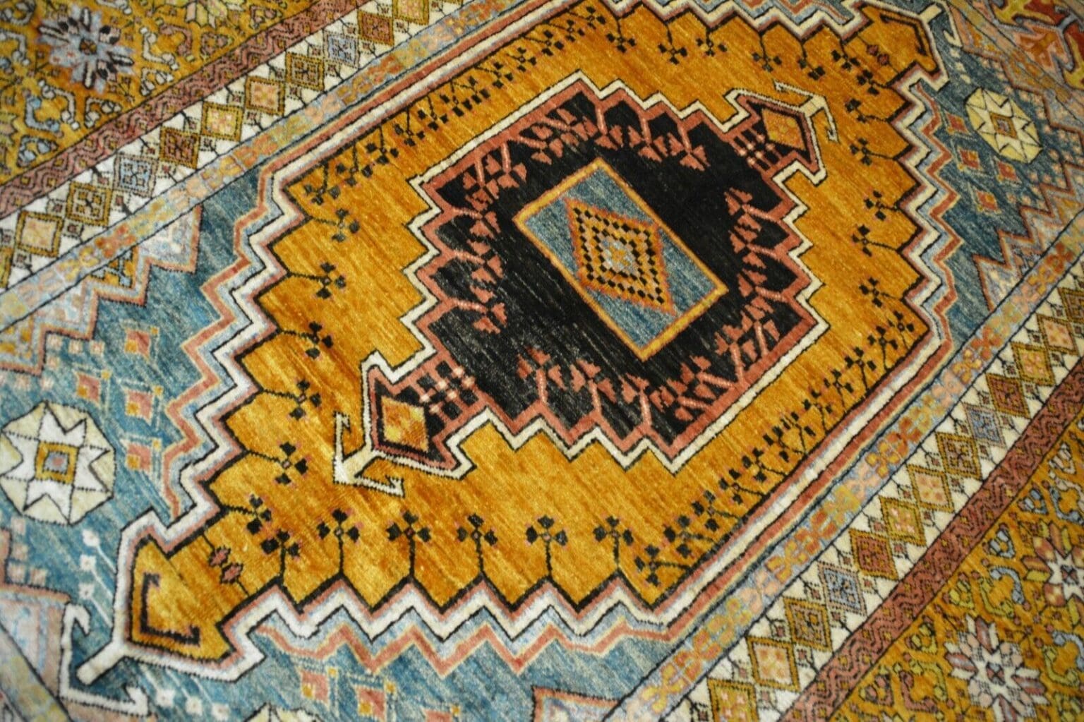 Orientteppich Pakistan 247 x 162 cm Wolle handgeknüpft