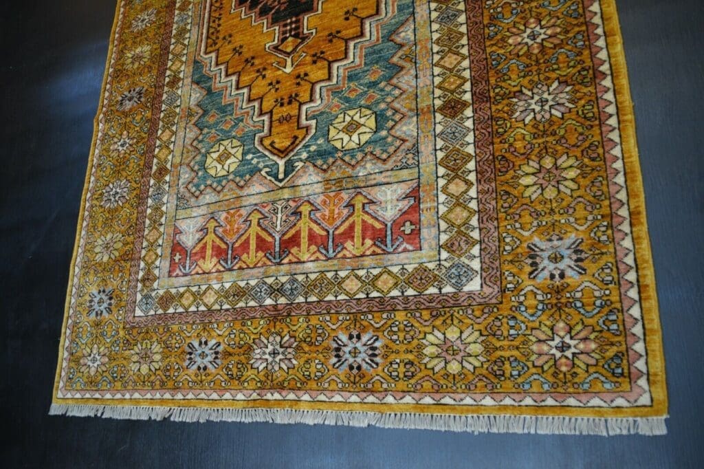 Orientteppich Pakistan 247 x 162 cm Wolle handgeknüpft