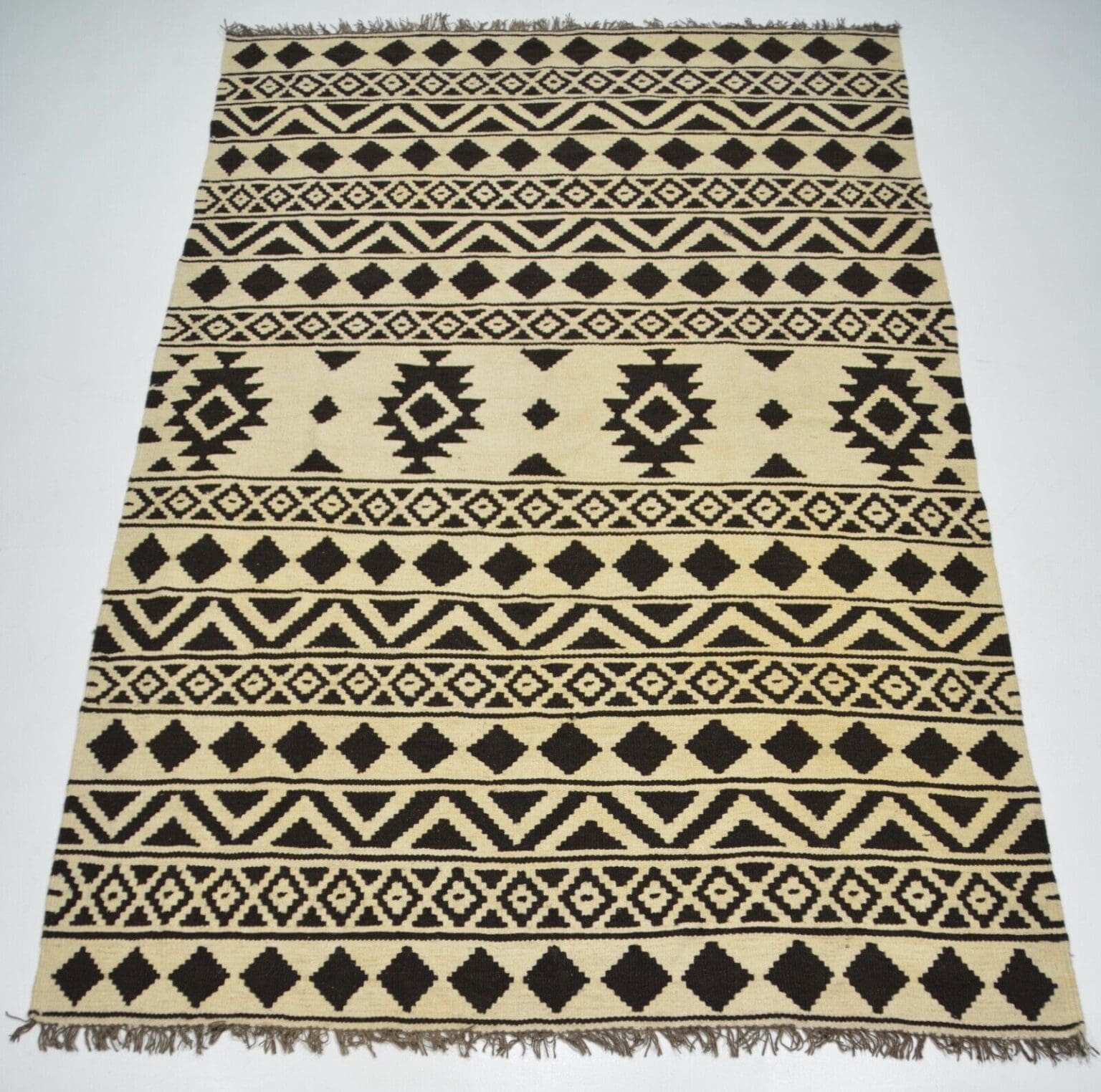 Perserteppich Ghashgai 284 x 183 cm Wolle handgewebt