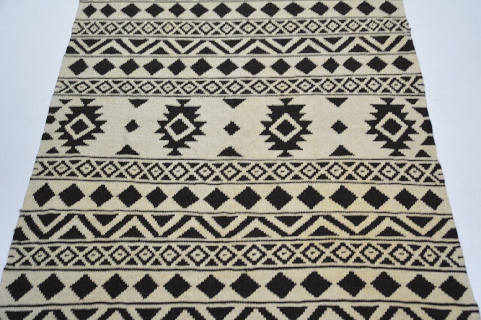 Perserteppich Ghashgai 284 x 183 cm Wolle handgewebt