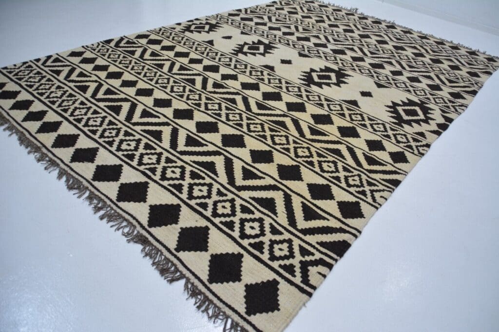 Perserteppich Ghashgai 284 x 183 cm Wolle handgewebt