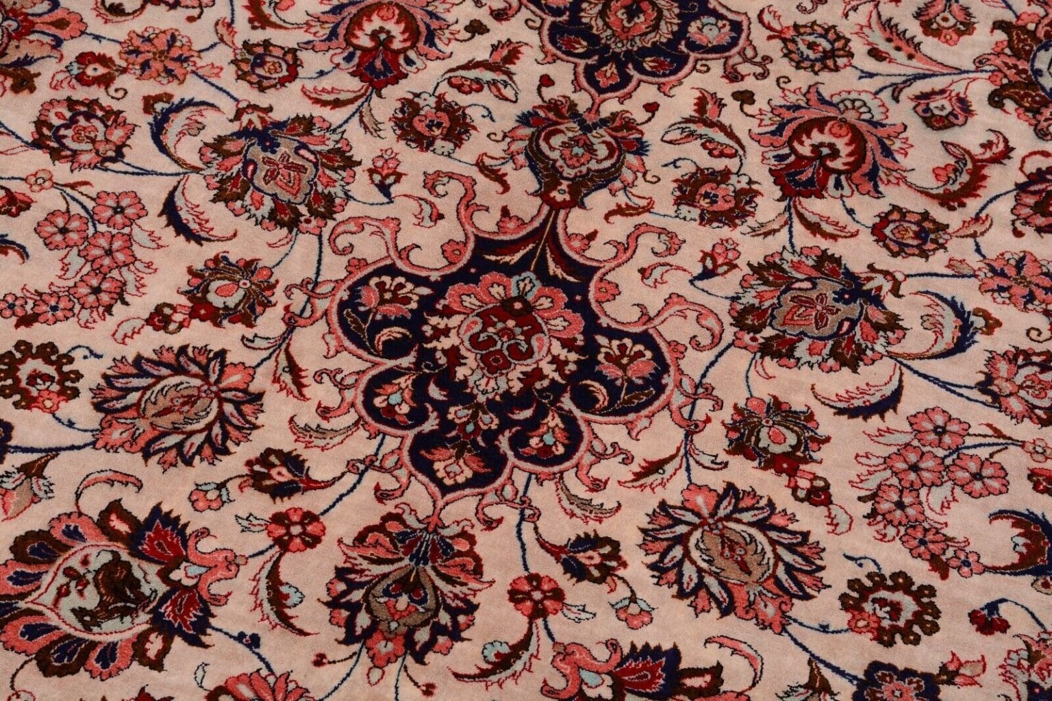 Perserteppich Ghom 396x296 cm Seide handgeknüpft