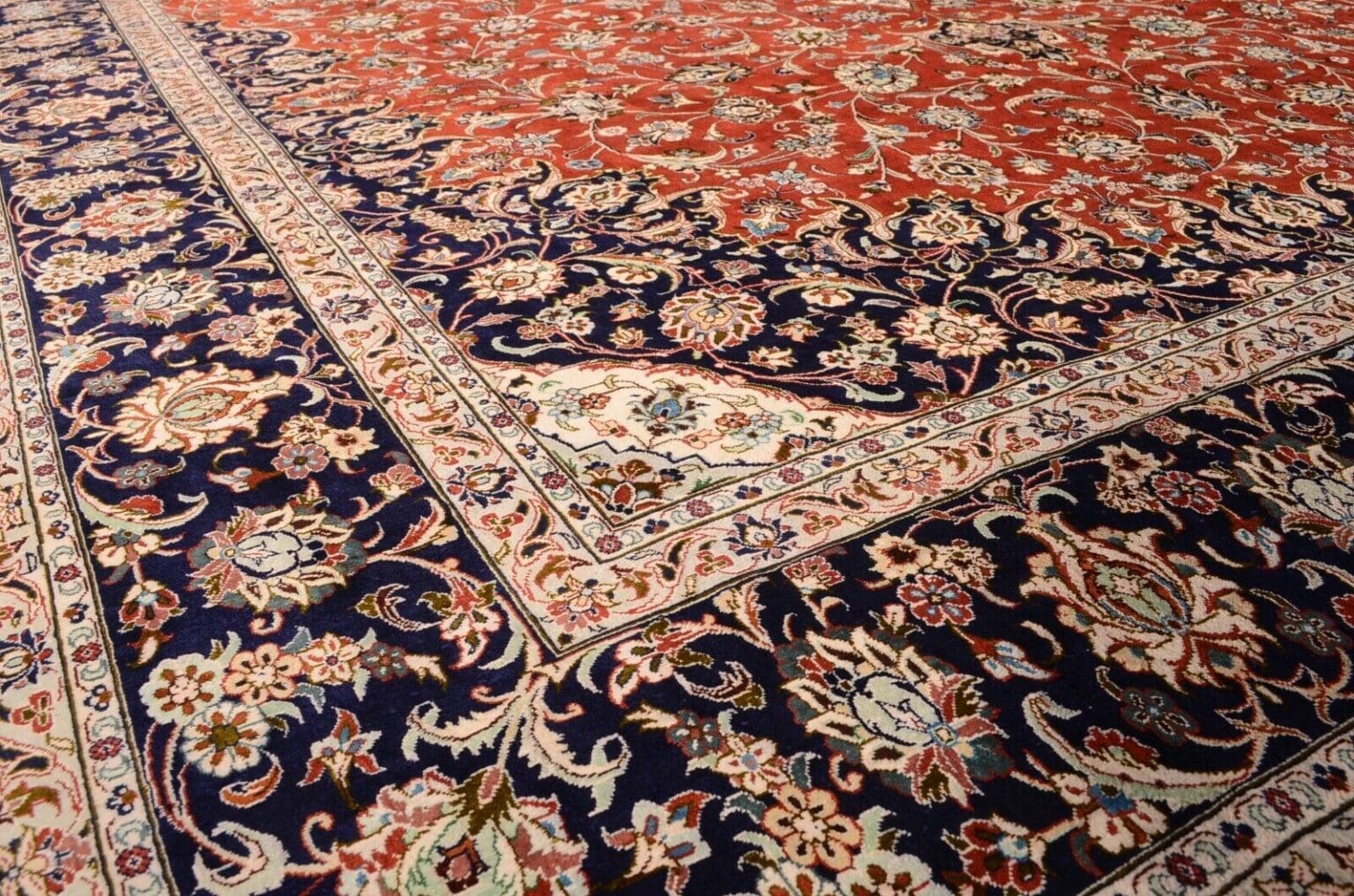 Perserteppich Ghom 305x197 cm Seide handgeknüpft