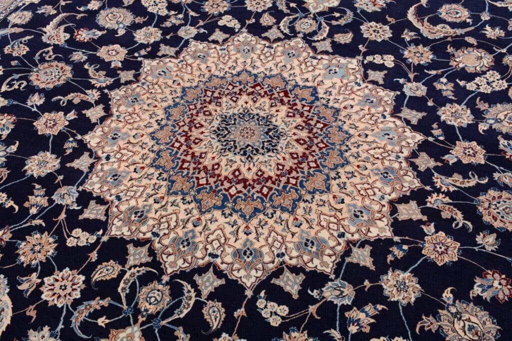 Perserteppich Nain 408 x 305 cm Wolle handgeknüpft