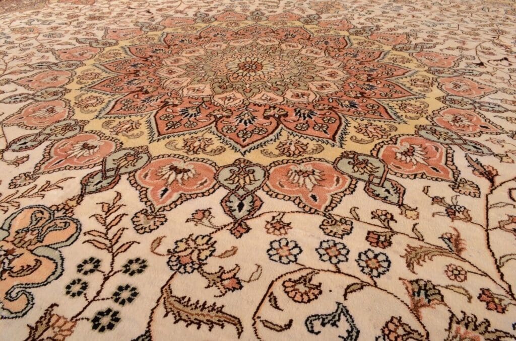 Orientteppich Hereke 427x305 cm Viskose handgeknüpft