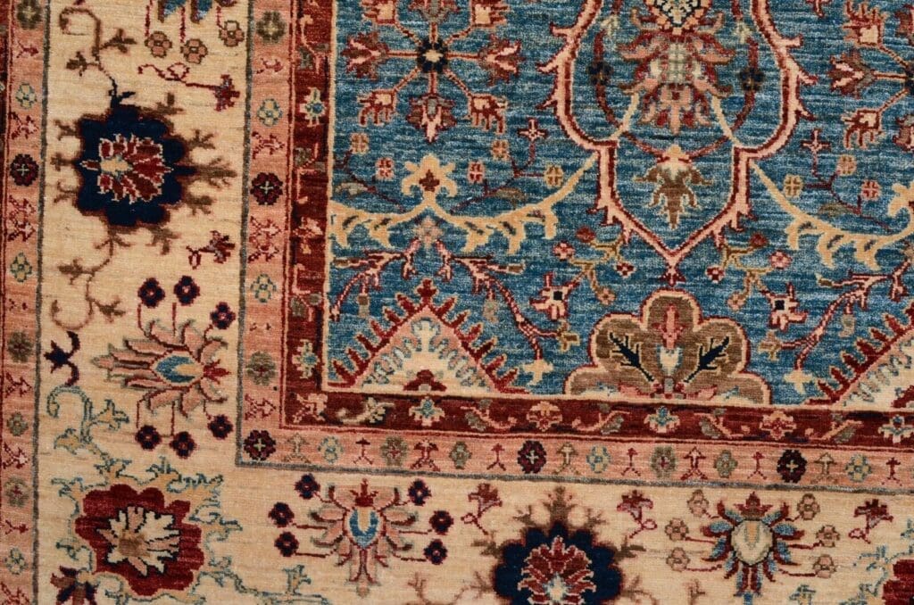 Orientteppich 309x264 cm Wolle handgeknüpft