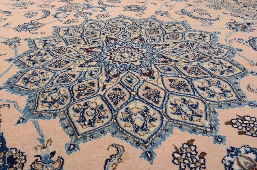 h1-handgeknupfter-orientteppich-perser-nain-9-la-in-rosa-300x200-cm-aus-5 Perserteppich Nain 300x200 cm Schurwolle handgeknüpft