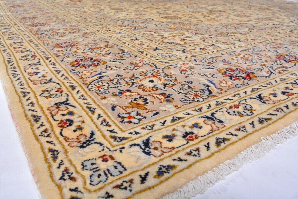 h1-handgeknupfter-orientteppich-perser-kashan-in-beige-350-x-245-cm-neuwertig-3 Perserteppich Kashan 350 x 245 cm Wolle handgeknüpft