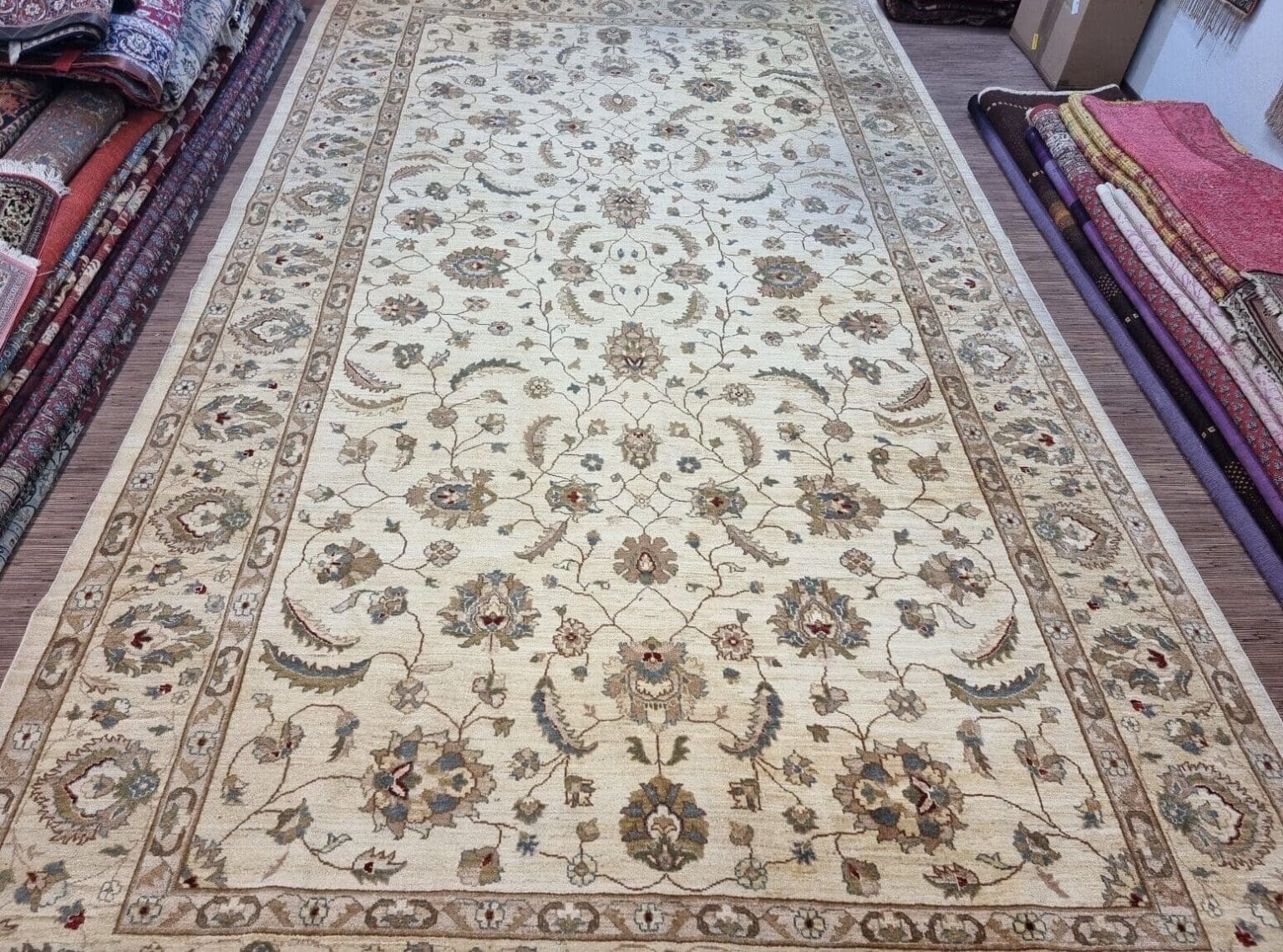 Orientteppich Pakistan 490 x 278 cm Schurwolle handgeknüpft
