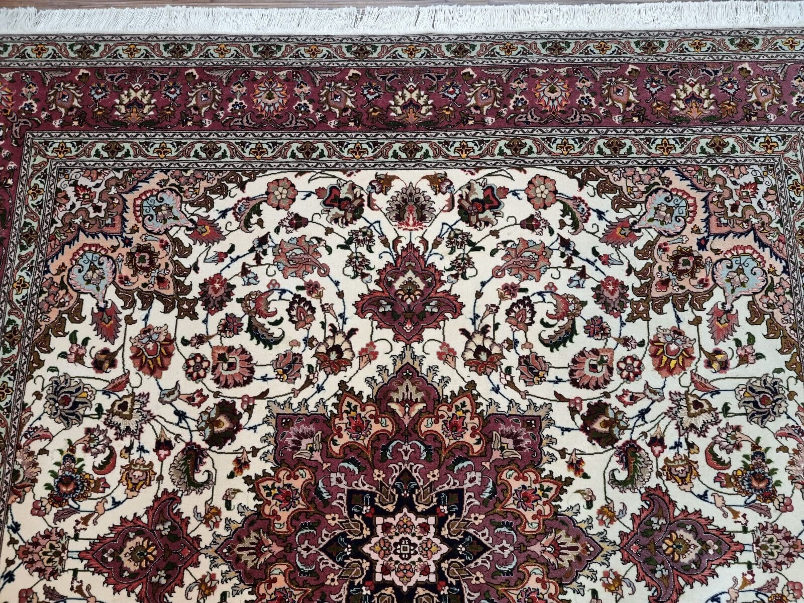 Perserteppich Täbriz 198x196 cm Korkwolle handgeknüpft