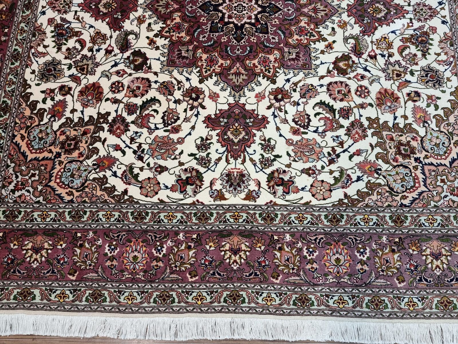 Perserteppich Täbriz 198x196 cm Korkwolle handgeknüpft