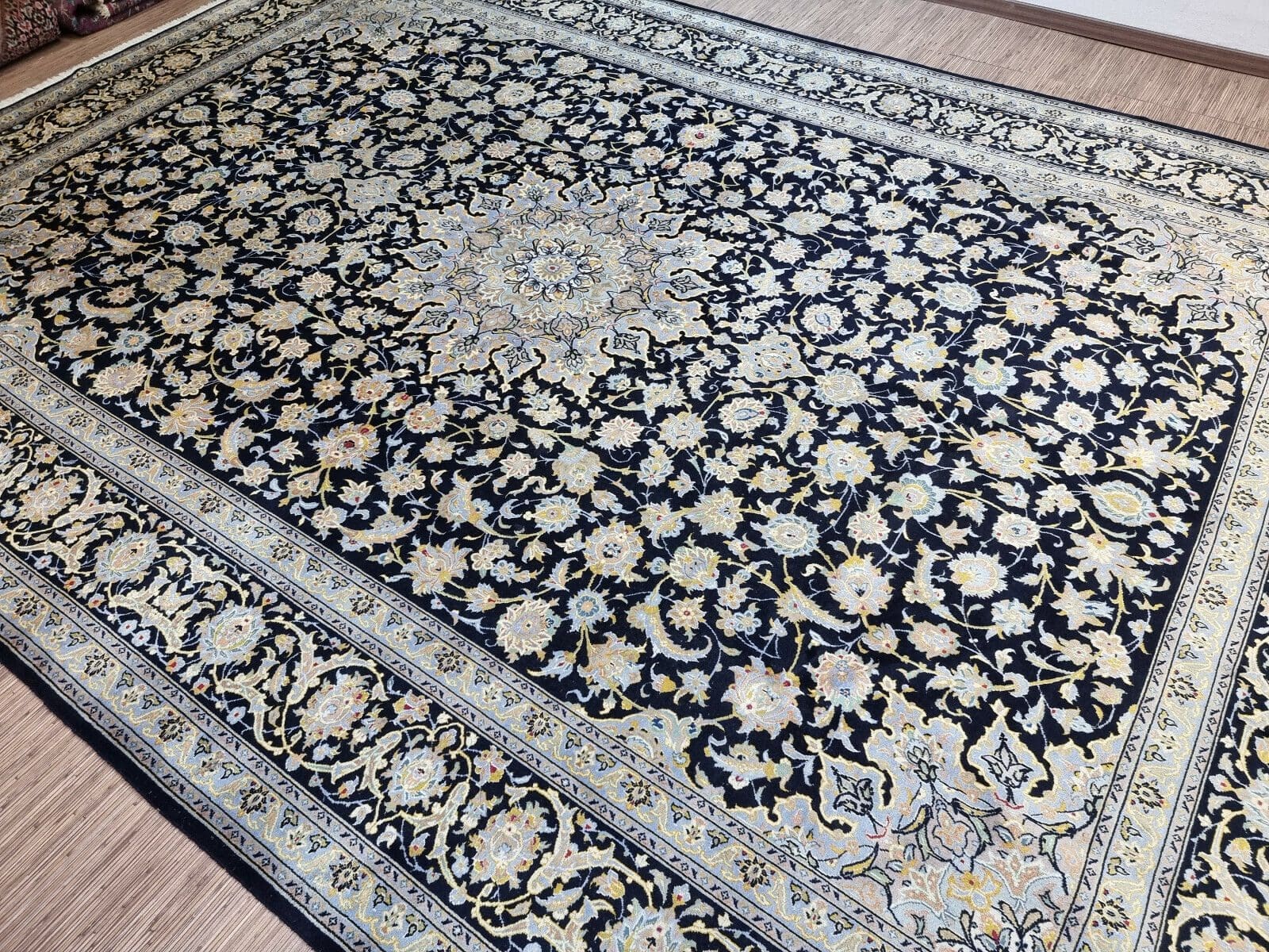 Perserteppich Keshan 440 x 310 cm Wolle handgeknüpft
