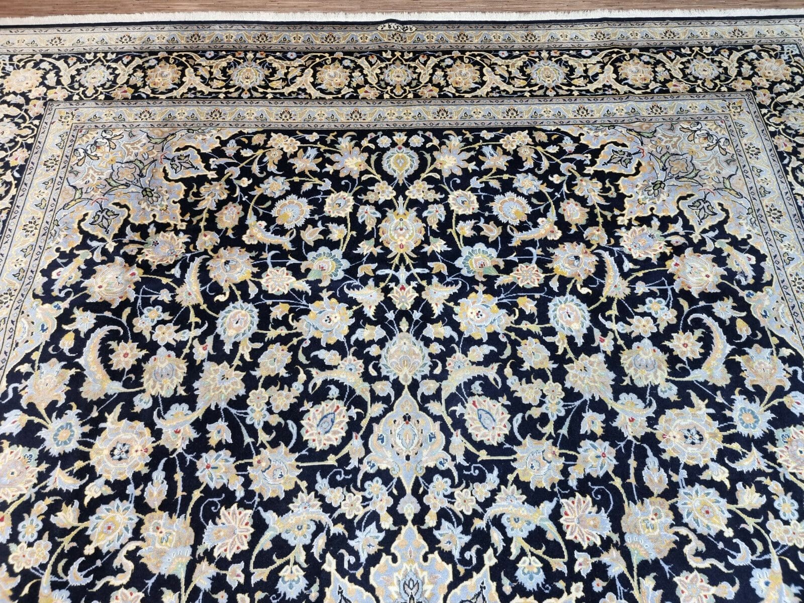 Perserteppich Keshan 440 x 310 cm Wolle handgeknüpft