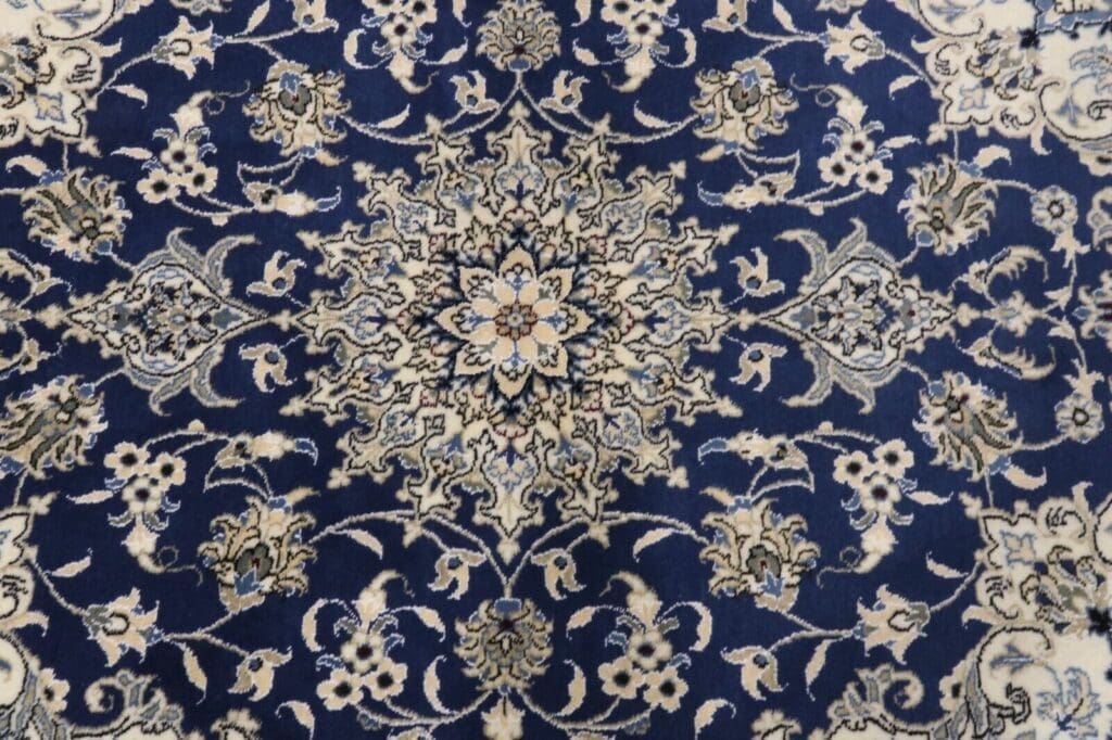 Perserteppich Nain 215x153 cm Wolle handgeknüpft