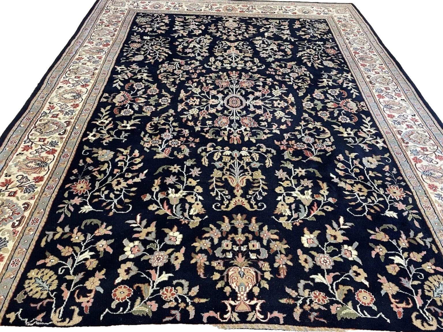 Orientteppich Kashmir 350x250 cm Schurwolle handgeknüpft