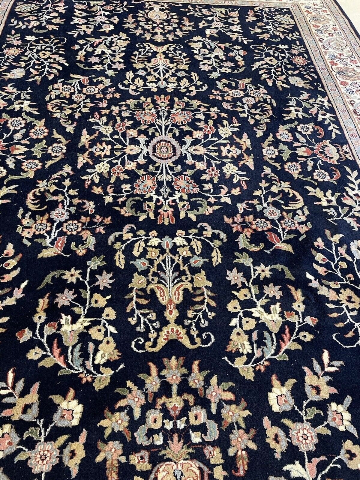 Orientteppich Kashmir 350x250 cm Schurwolle handgeknüpft