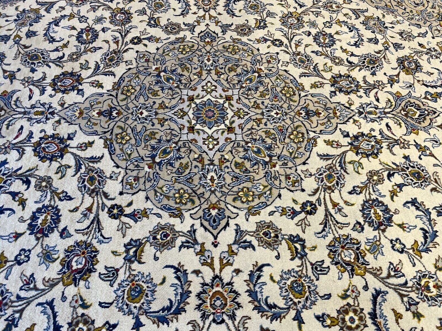 Perserteppich Keshan 390x283 cm Wolle handgeknüpft