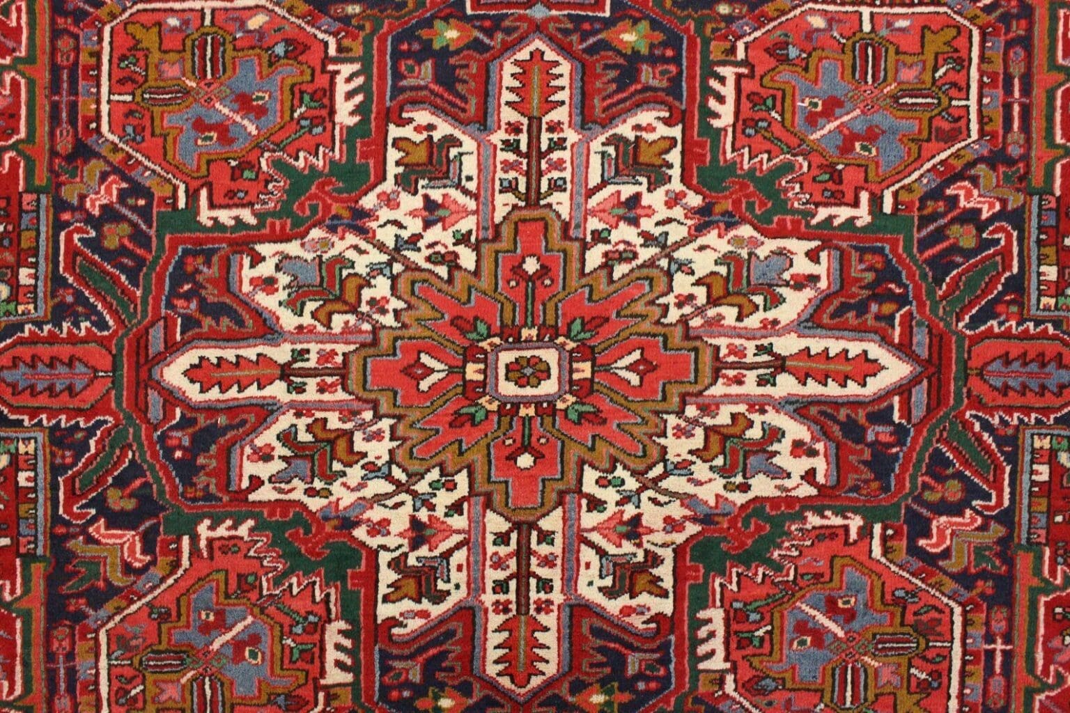 Perserteppich Heriz 397 x 272 cm Wolle handgeknüpft