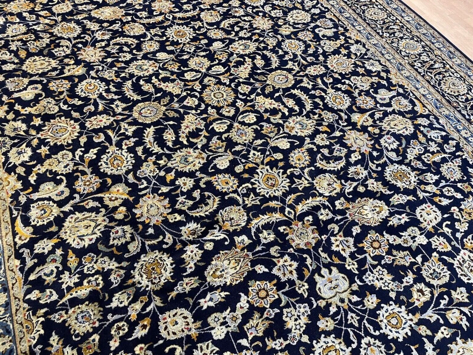 Perserteppich Keschan 390 x 280 cm Wolle handgeknüpft