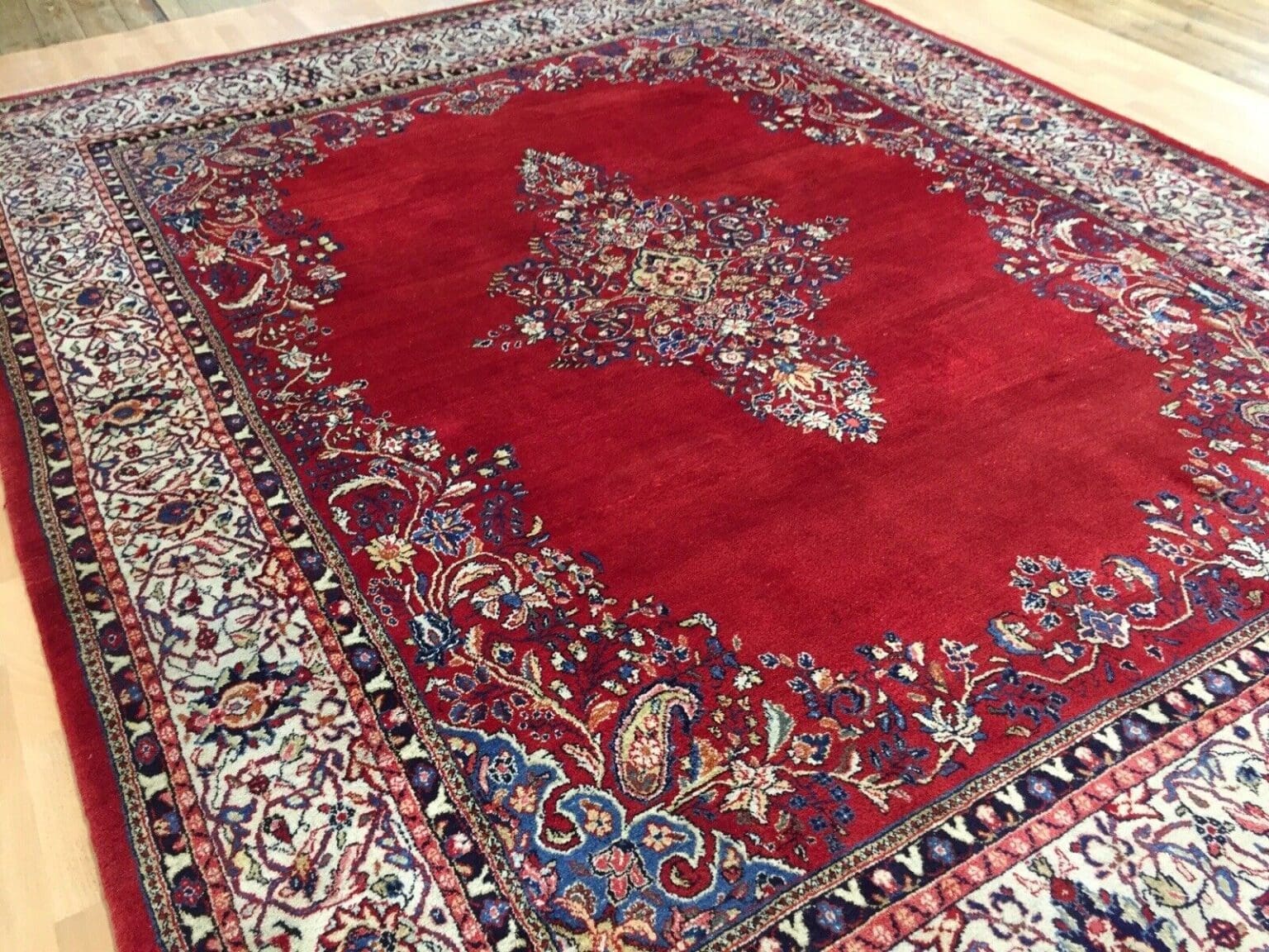 perserteppich-370x280-cm-sarough-design-mit-spiegel-muster-florales-rot-1-2 Perserteppich 370x280 cm Wolle handgeknüpft