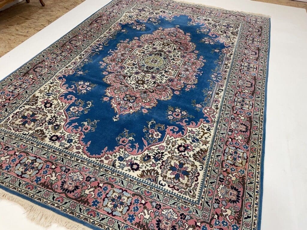 Perserteppich 310 x 210 cm Schurwolle handgeknüpft