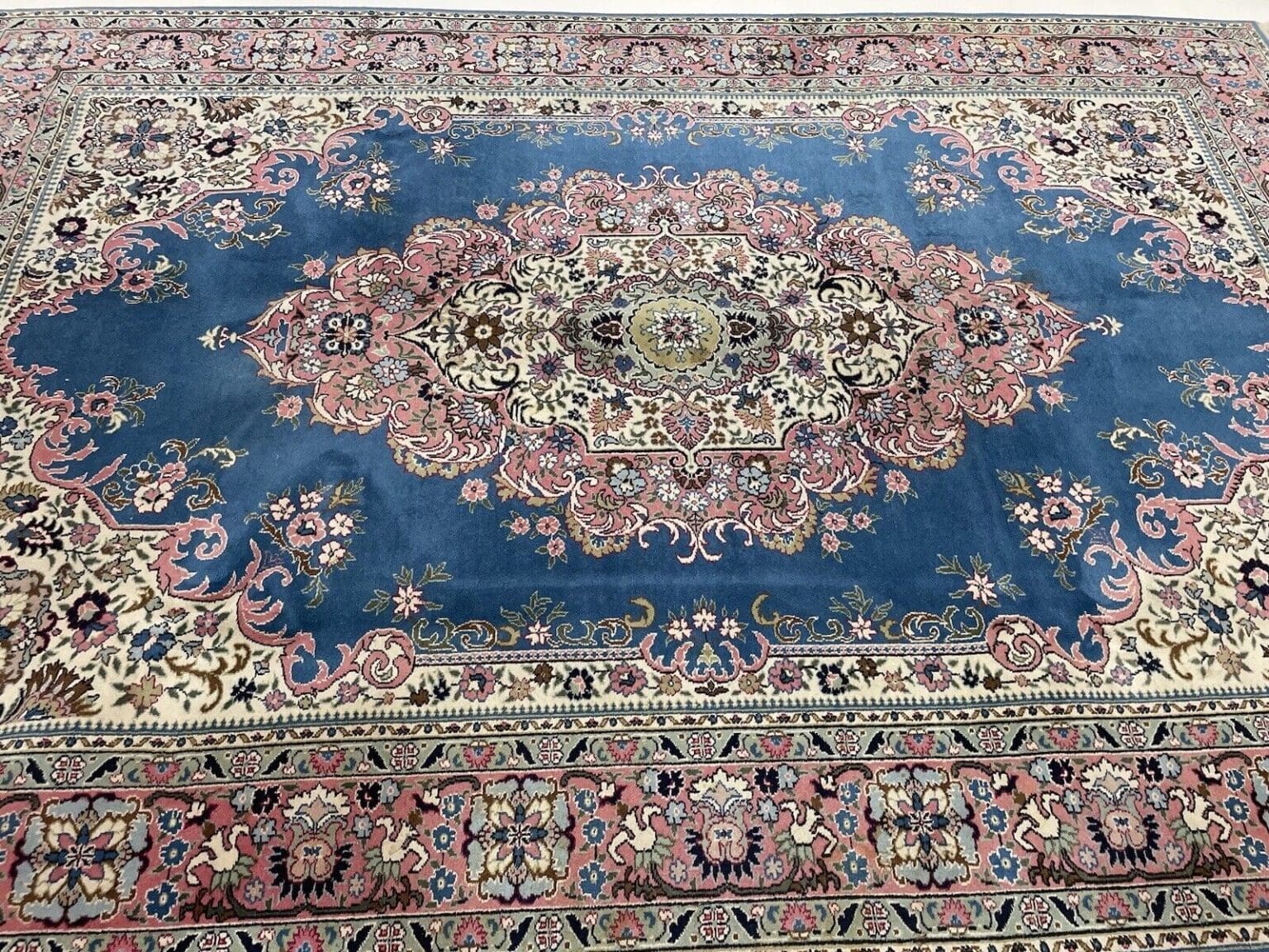 Perserteppich 310 x 210 cm Schurwolle handgeknüpft