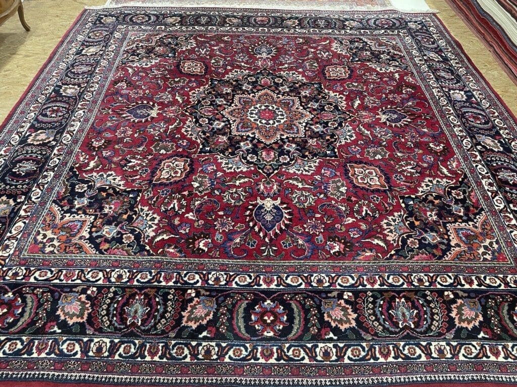 quadratischer-perserteppich-300x300-cm-hochwertiger-handgeknupfter-teppich-2 Perserteppich Maschad 300 x 300 cm Wolle handgeknüpft
