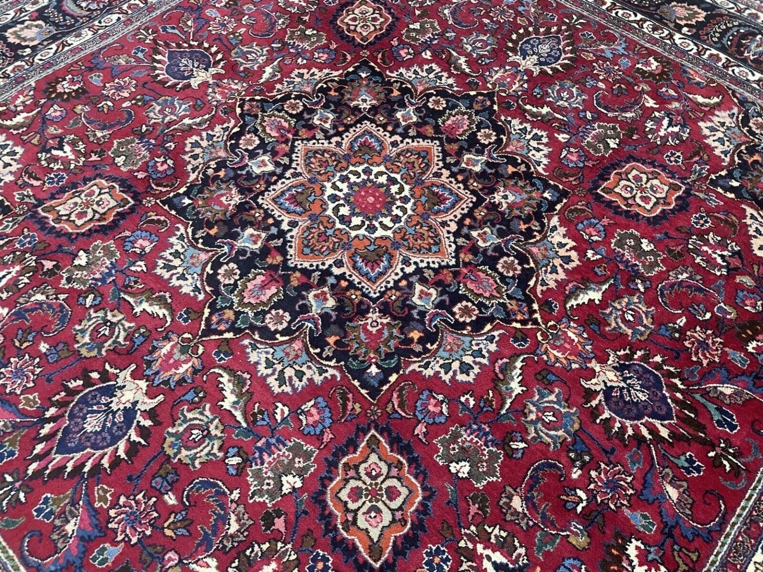 quadratischer-perserteppich-300x300-cm-hochwertiger-handgeknupfter-teppich-8 Perserteppich Maschad 300 x 300 cm Wolle handgeknüpft