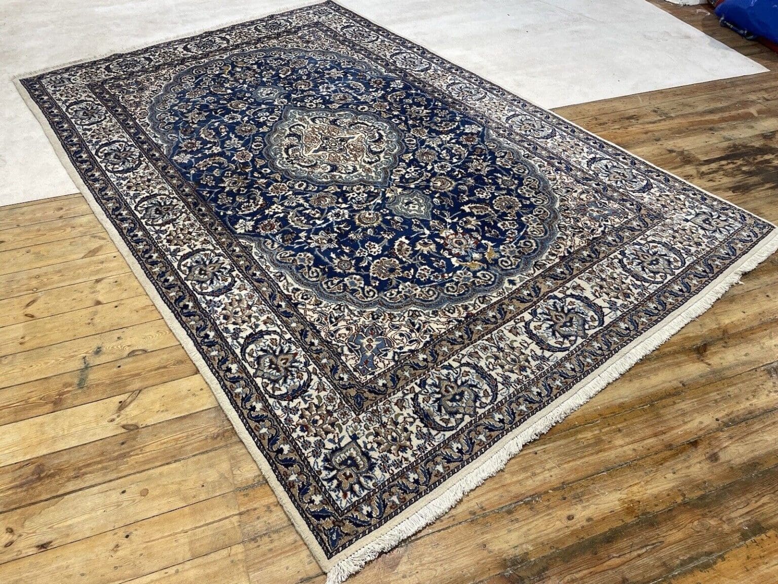 Perserteppich Nain 9LA 300 x 200 cm Seide handgeknüpft