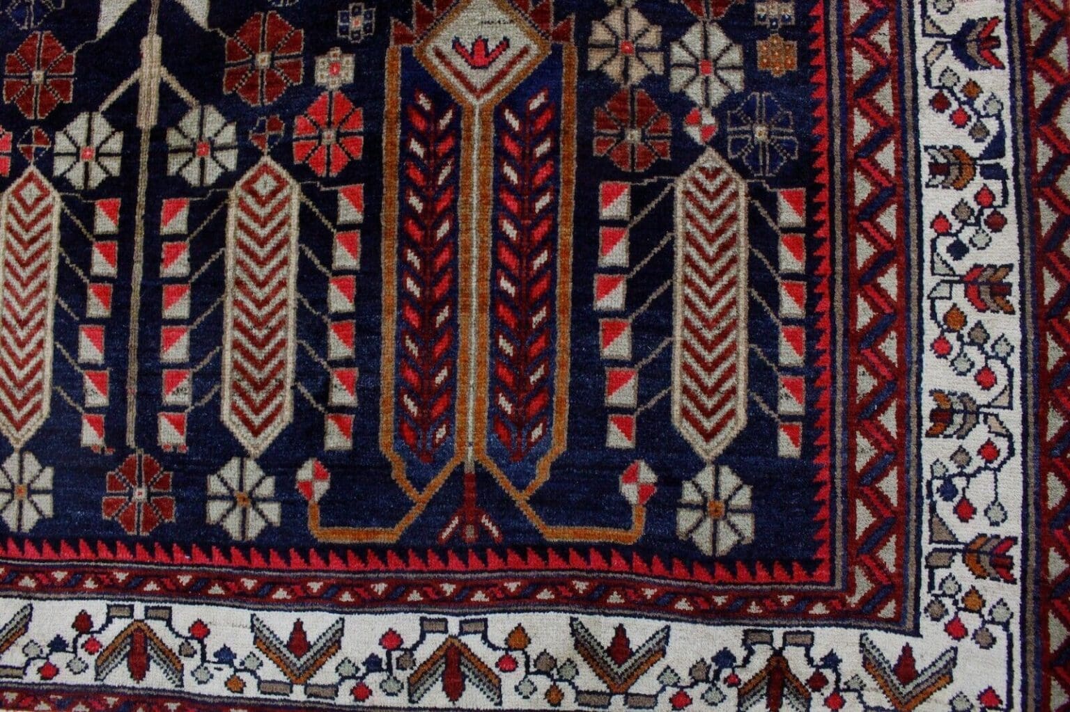 klassischer-orientteppich-sirjan-afshar-300x190-seltenes-geometrisches-3 Perserteppich Sirjan Afshar 300x190 Wolle handgeknüpft