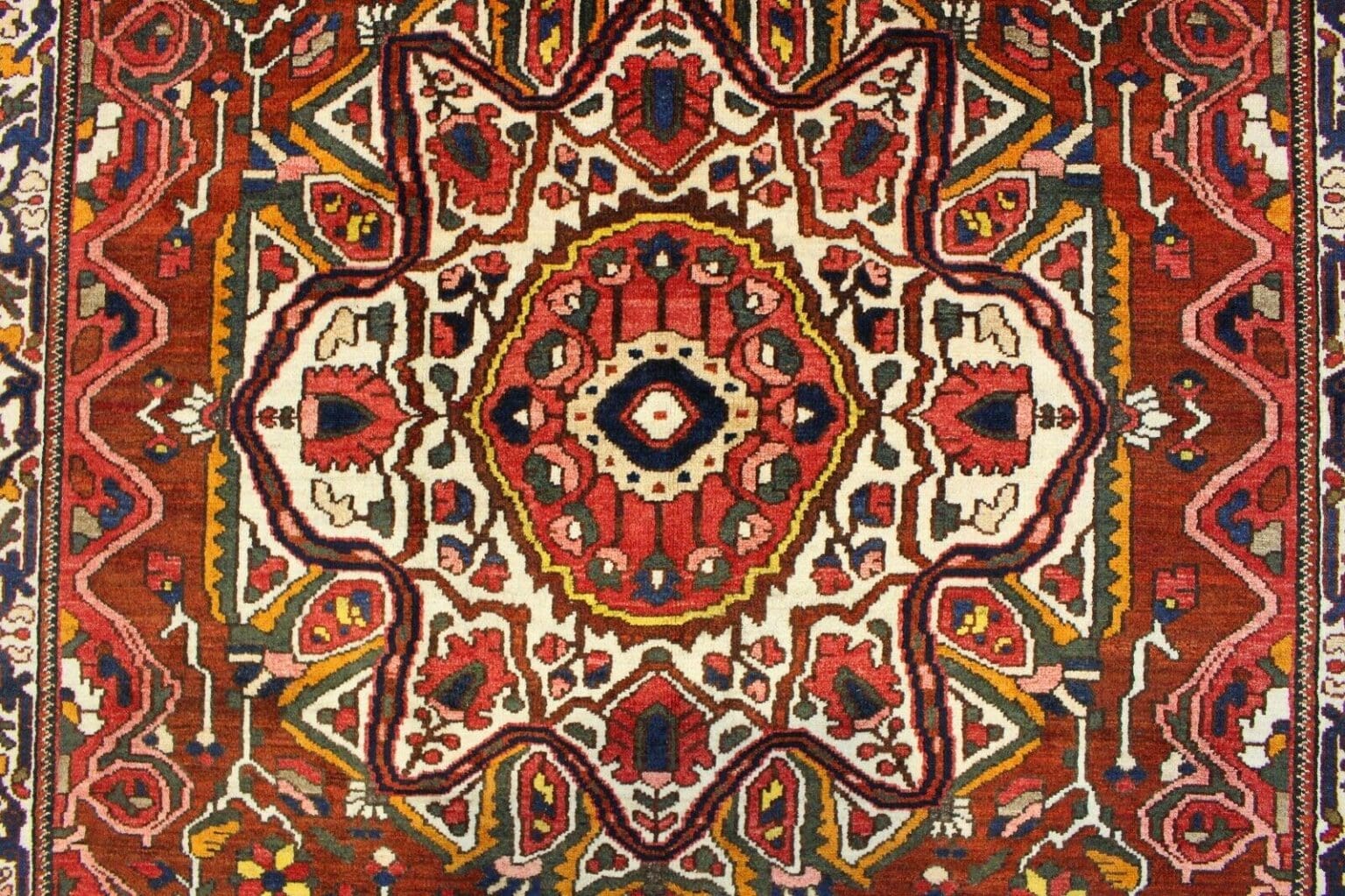 Perserteppich Bakhtiar 346 x 211 cm Wolle handgeknüpft