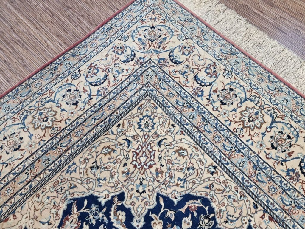 Perserteppich Nain 350x215 cm Korkwolle handgeknüpft