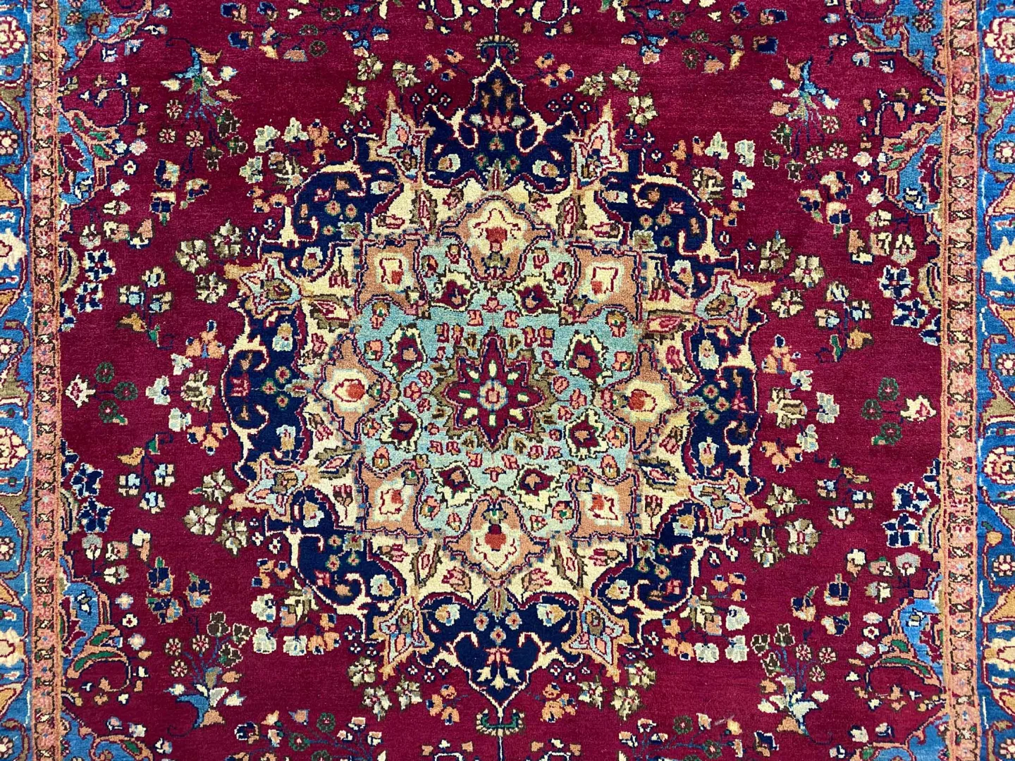 Perserteppich Maschhad 275 x 205 cm handgeknüpft