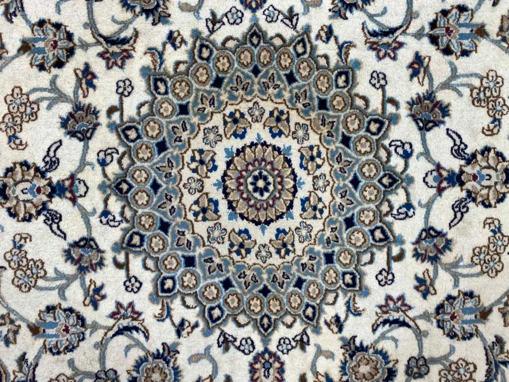 Perserteppich Nain 300 x 196 cm Wolle handgeknüpft