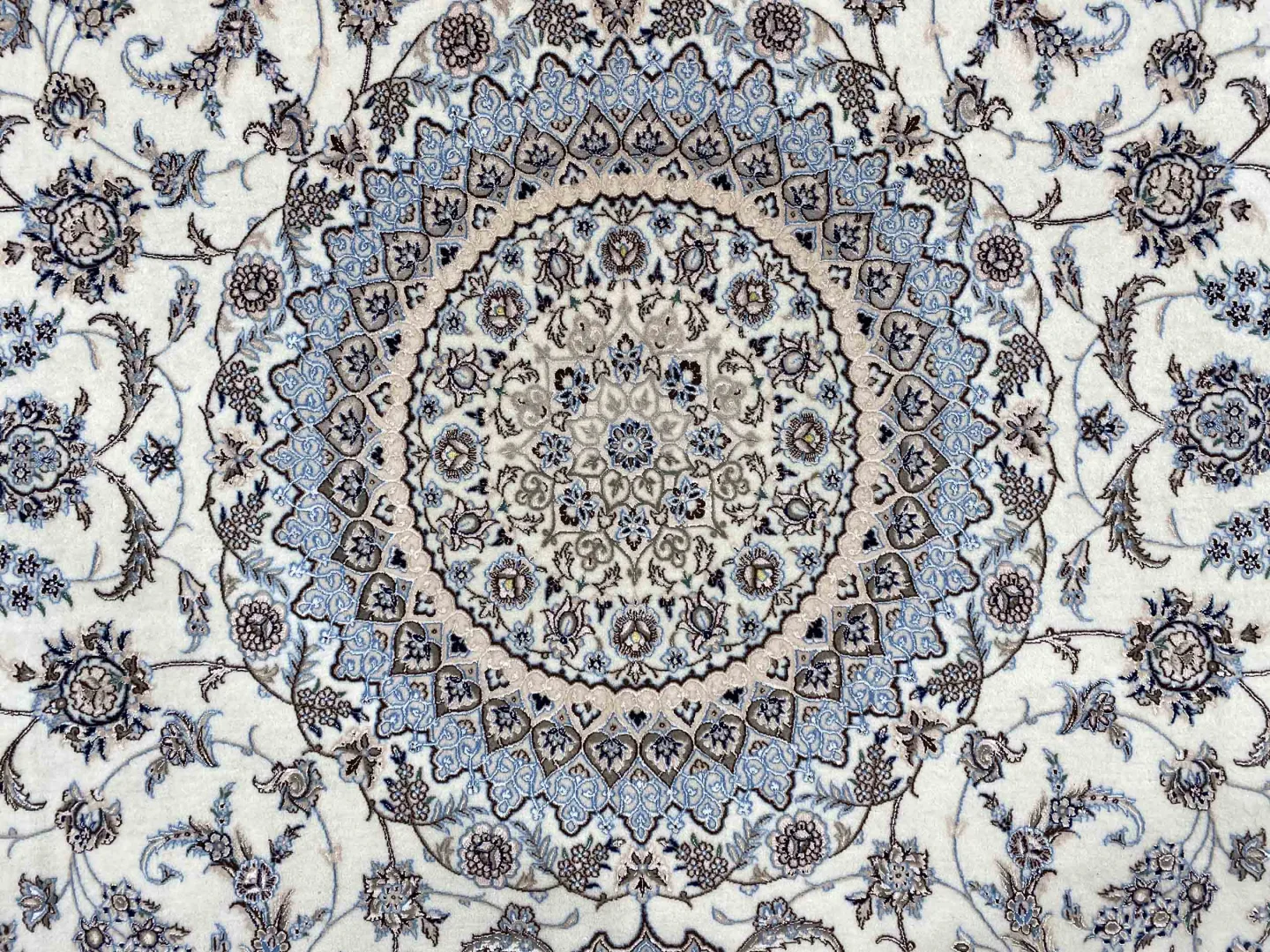 Perserteppich Nain 347 x 253 cm Wolle handgeknüpft