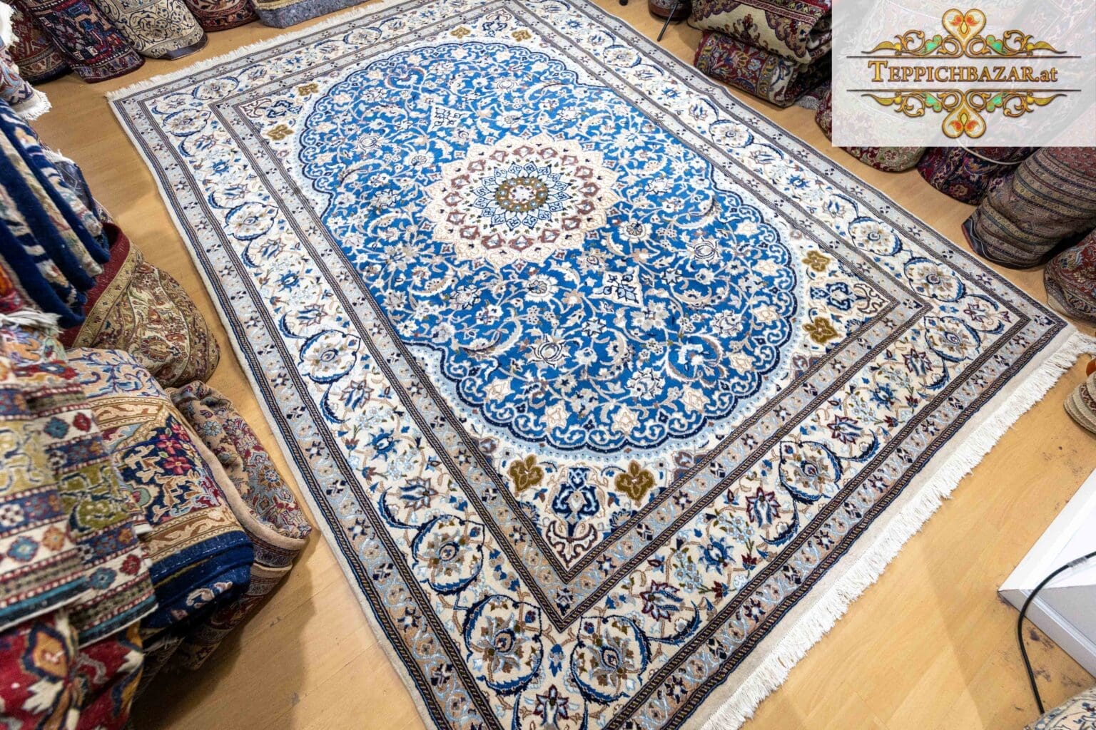 Perserteppich Nain 348 x 250 cm Wolle handgeknüpft (Verkauft)